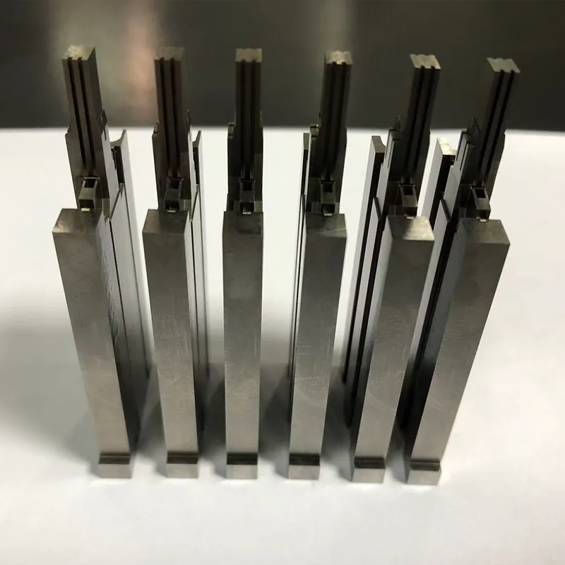 Perfurador de estampagem de metal